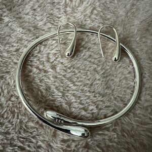 Silver tear drop Hoop Earrings with matching tear drop bangle bracelet